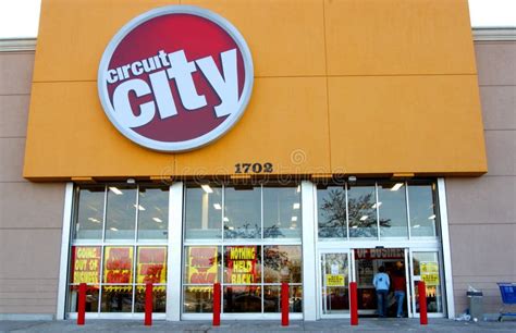 Eight Reasons Why Circuit City Went Bankrupt .